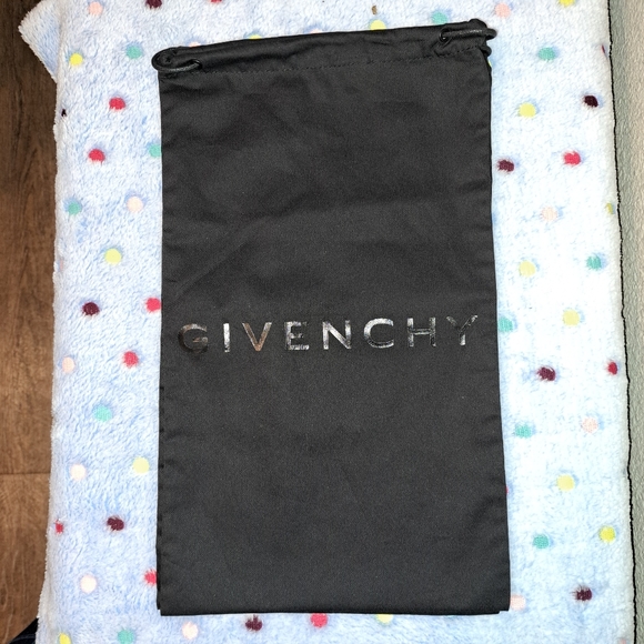 Givenchy Shoe Box (Empty) and dustbags - Picture 10 of 14
